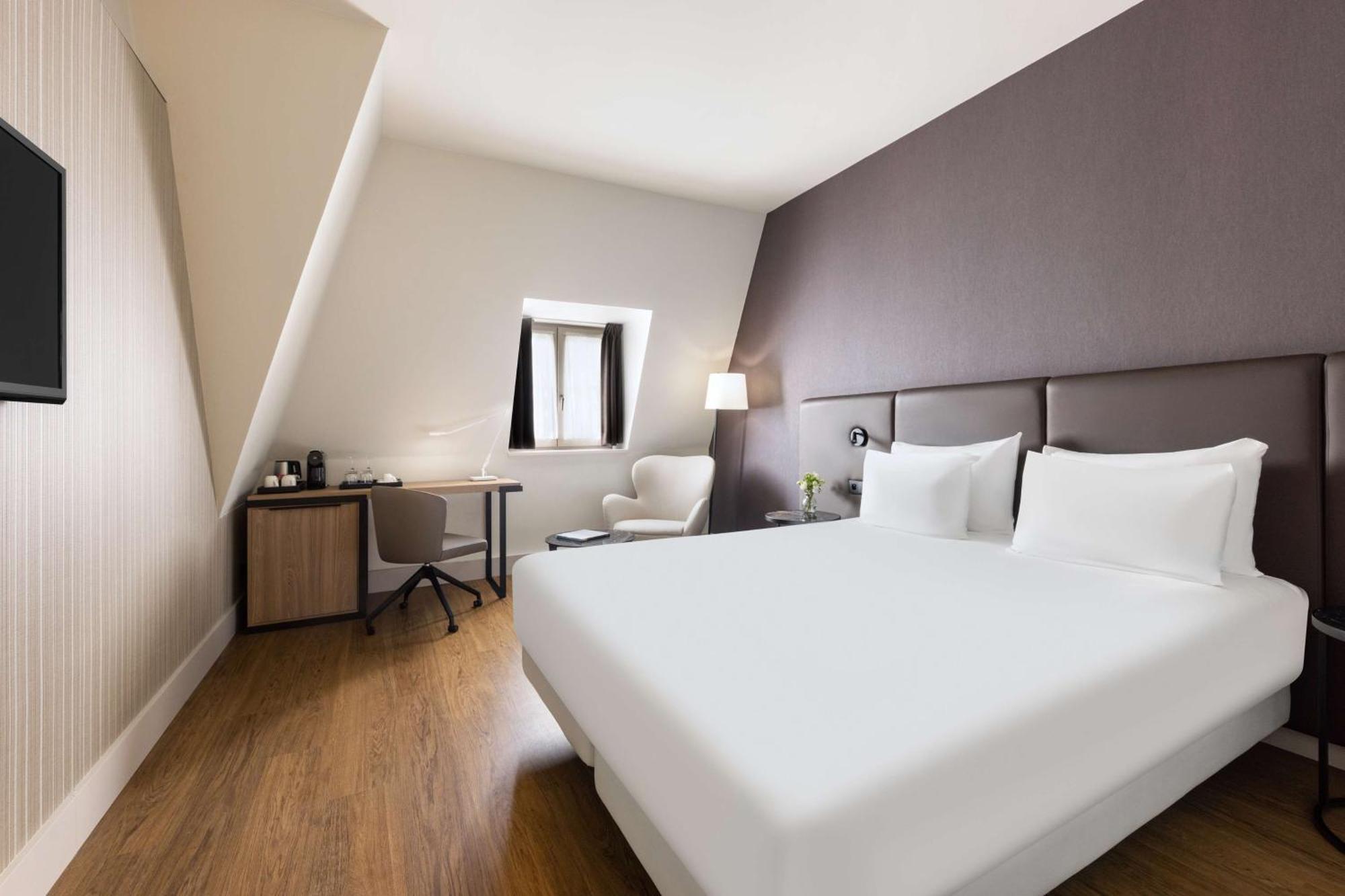 Nh Carrefour De L’europe Hotel