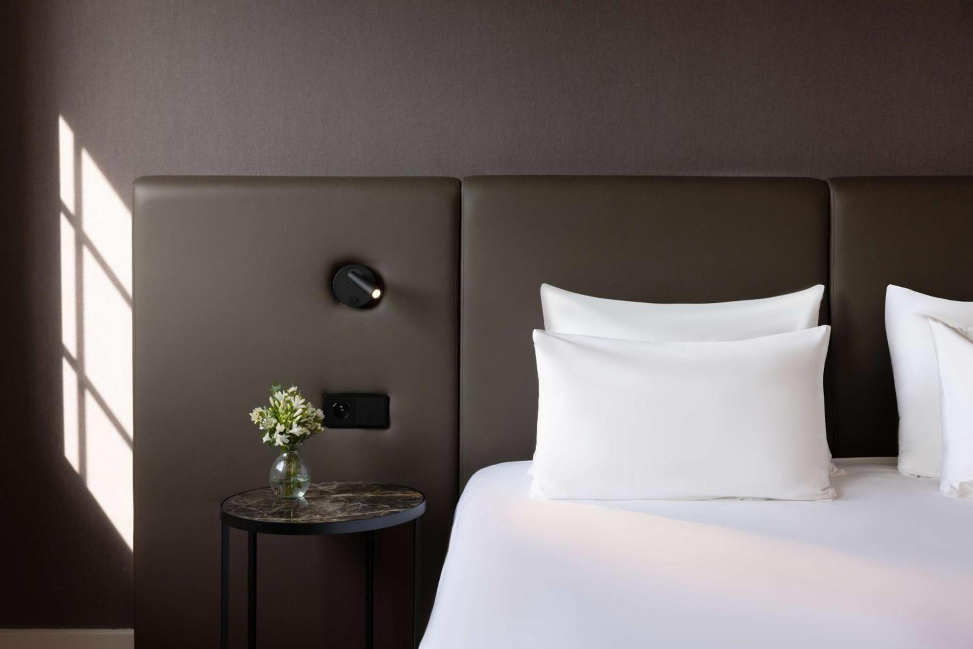 Hotel Nh Carrefour De L'europe 4*