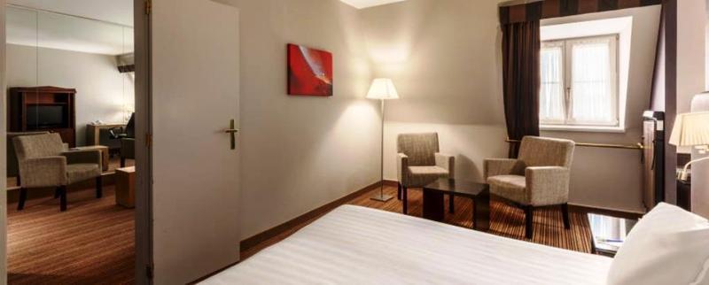 Hotel Nh Carrefour De L'europe